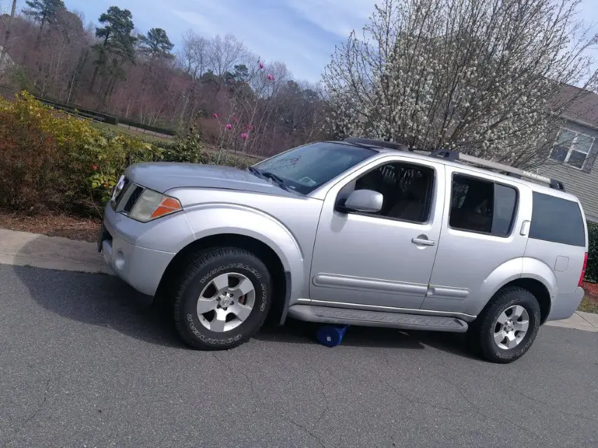 2005 Nissan Pathfinder XE For Sale Used