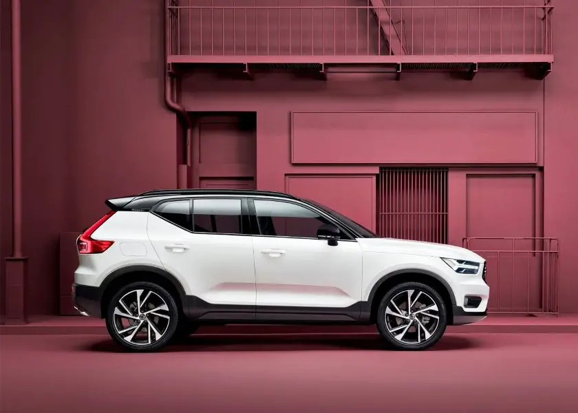 2020 Volvo XC40 Lease