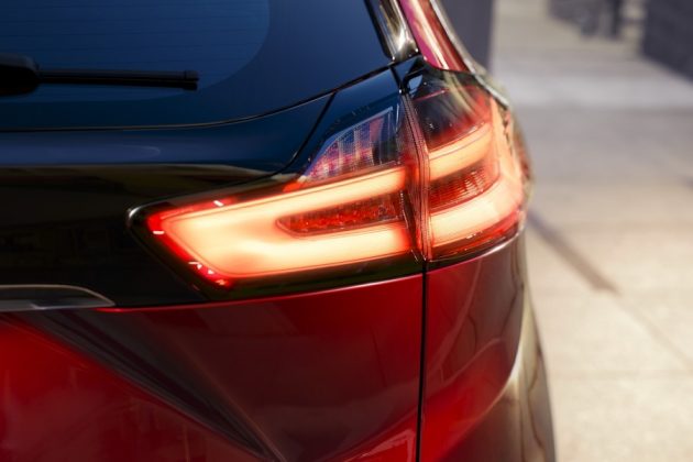 2021 Ford Edge New tail Light