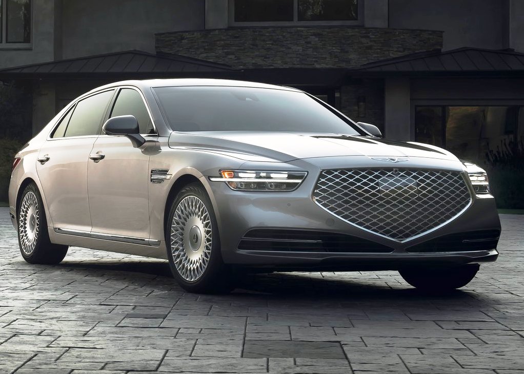 2021 Genesis G90 Exterior Changes Front Angle With New Headlamp and Grill