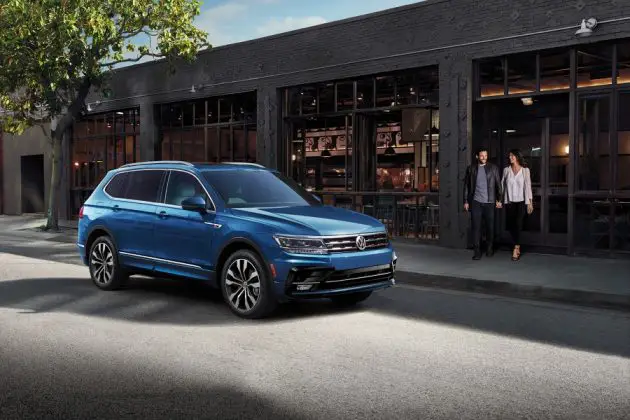 2021 VW Tiguan SEL Premium R-Line with 4Motion SIlk Blue Metalic Color