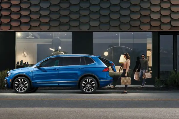 2021 VW Tiguan With Hand-Free Open and Ease Close Liftgate