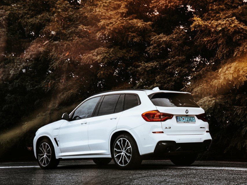 BMW X3 Pictures