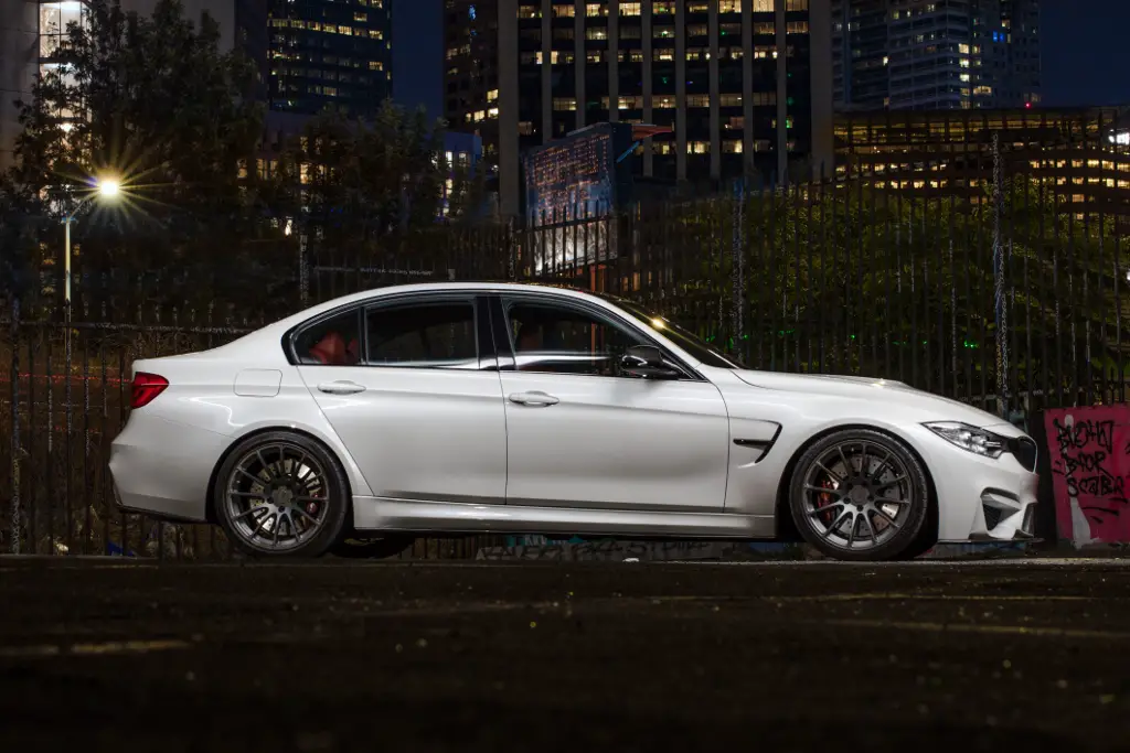 Gunmetal Rims for White Car pictures