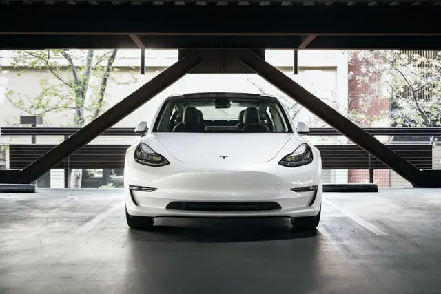 Pearl White Tesla Model 3 Pictures