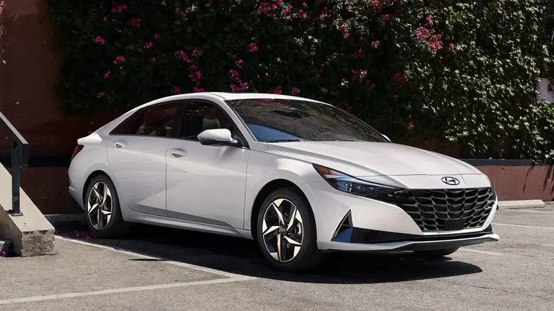 Hyundai Elantra Hybrid 2022 Model Year Pictures