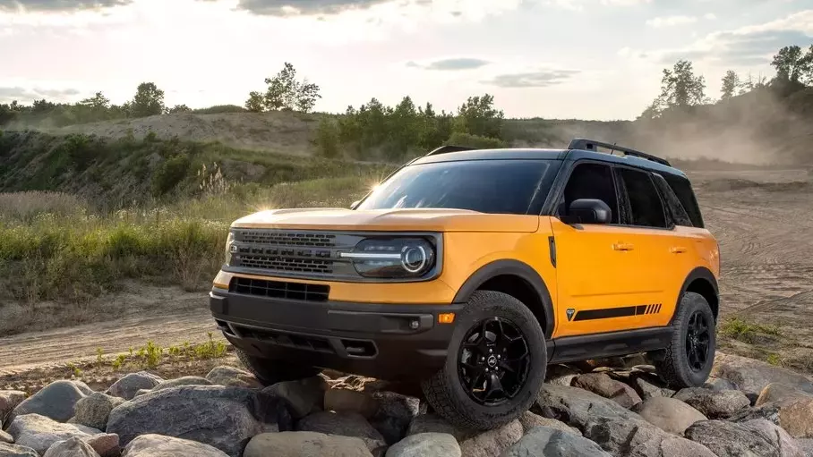 Yellow Ford Bronco Sport Pictures 