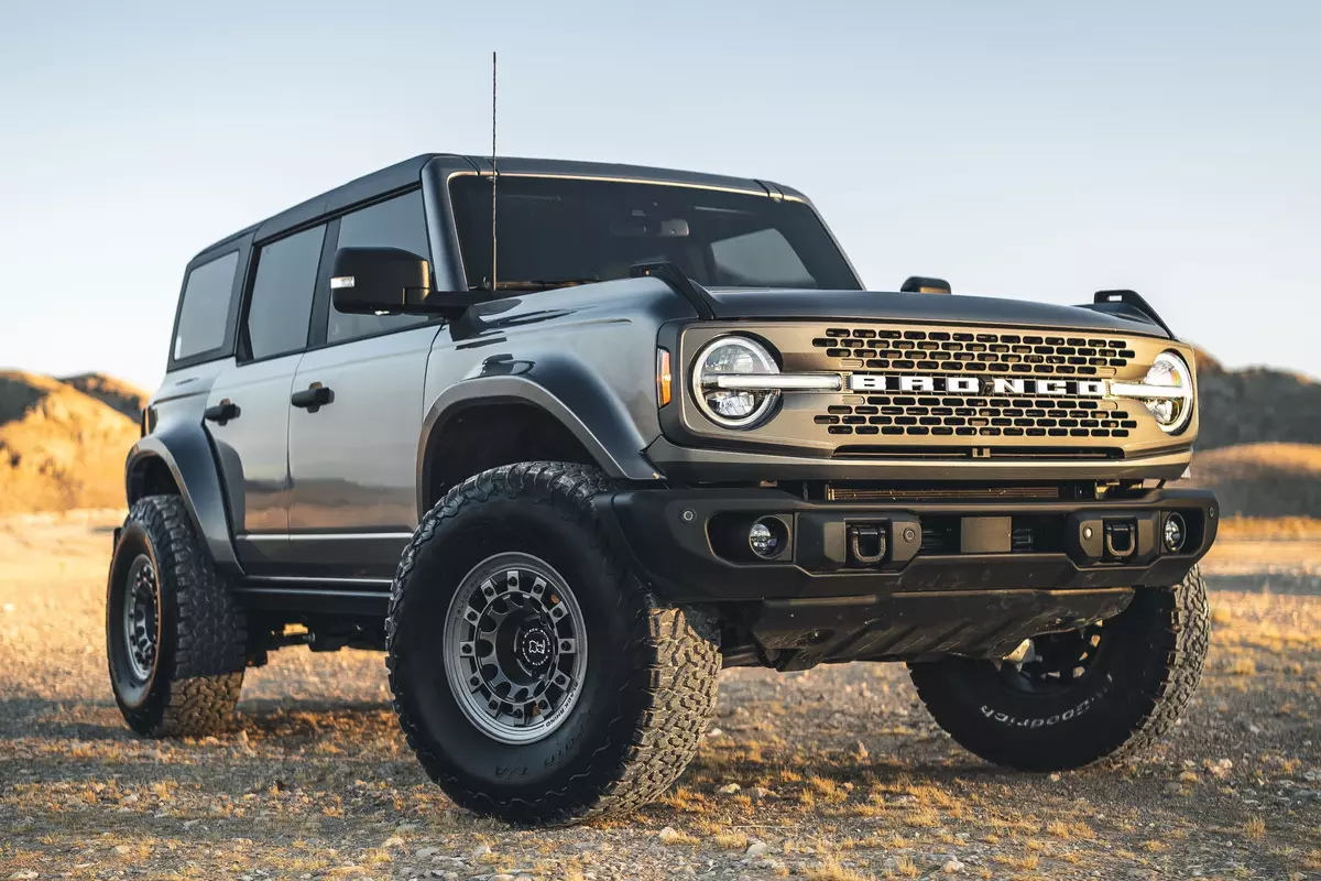 Black Rhino Wheels on Ford bronco