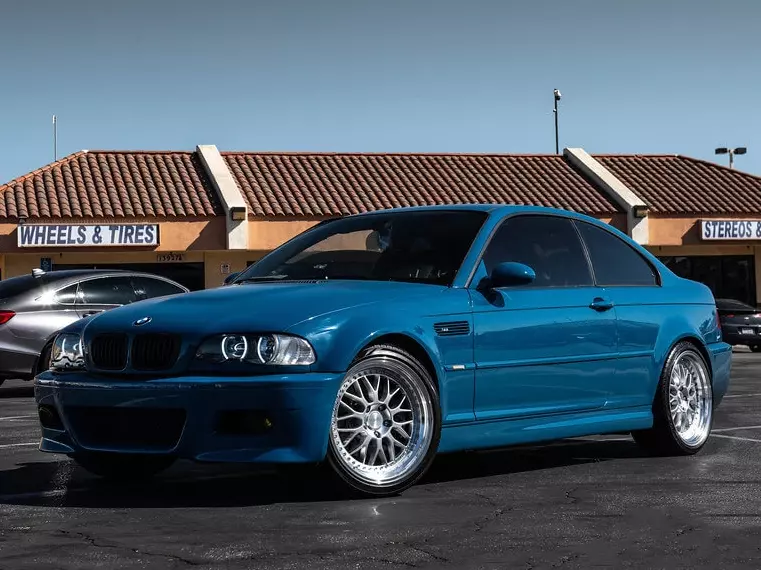 ESR Wheels SR Series on Blue BMW M3