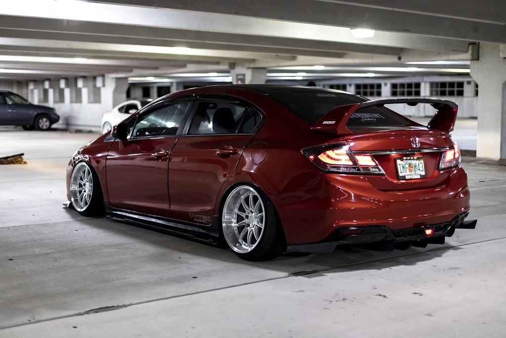 Red Honda Civic With Chrome Aodhan Wheels