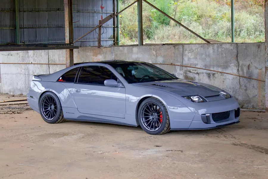 Nissan 300ZX with Enkei Wheels RS05RR